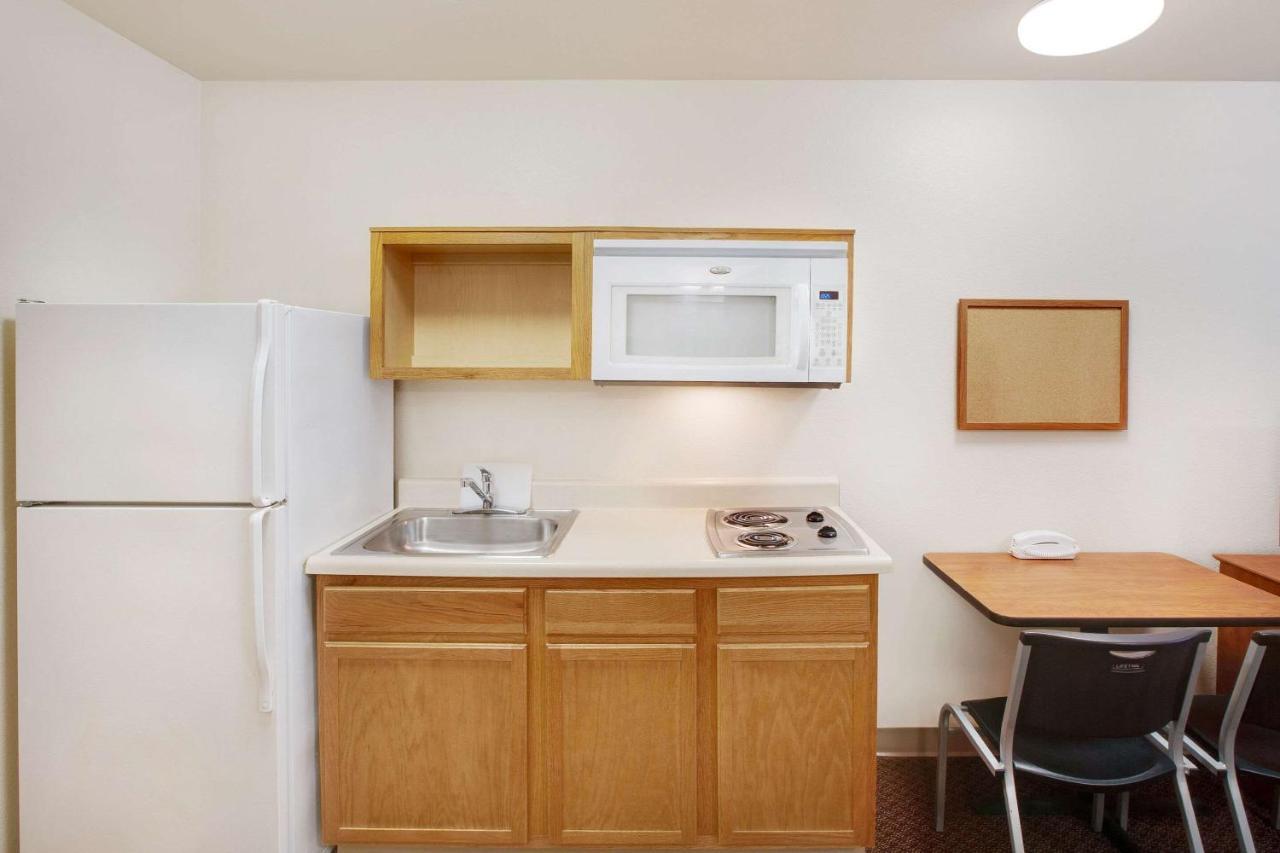 Woodspring Suites Texas City Exterior photo