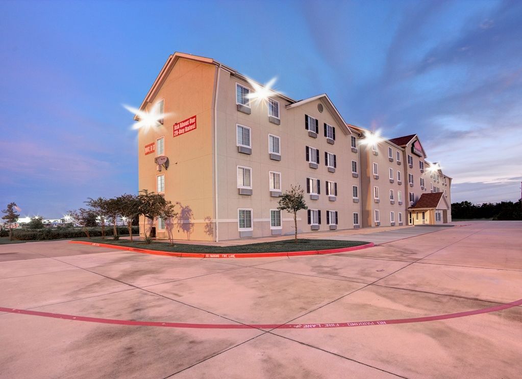 Woodspring Suites Texas City Exterior photo